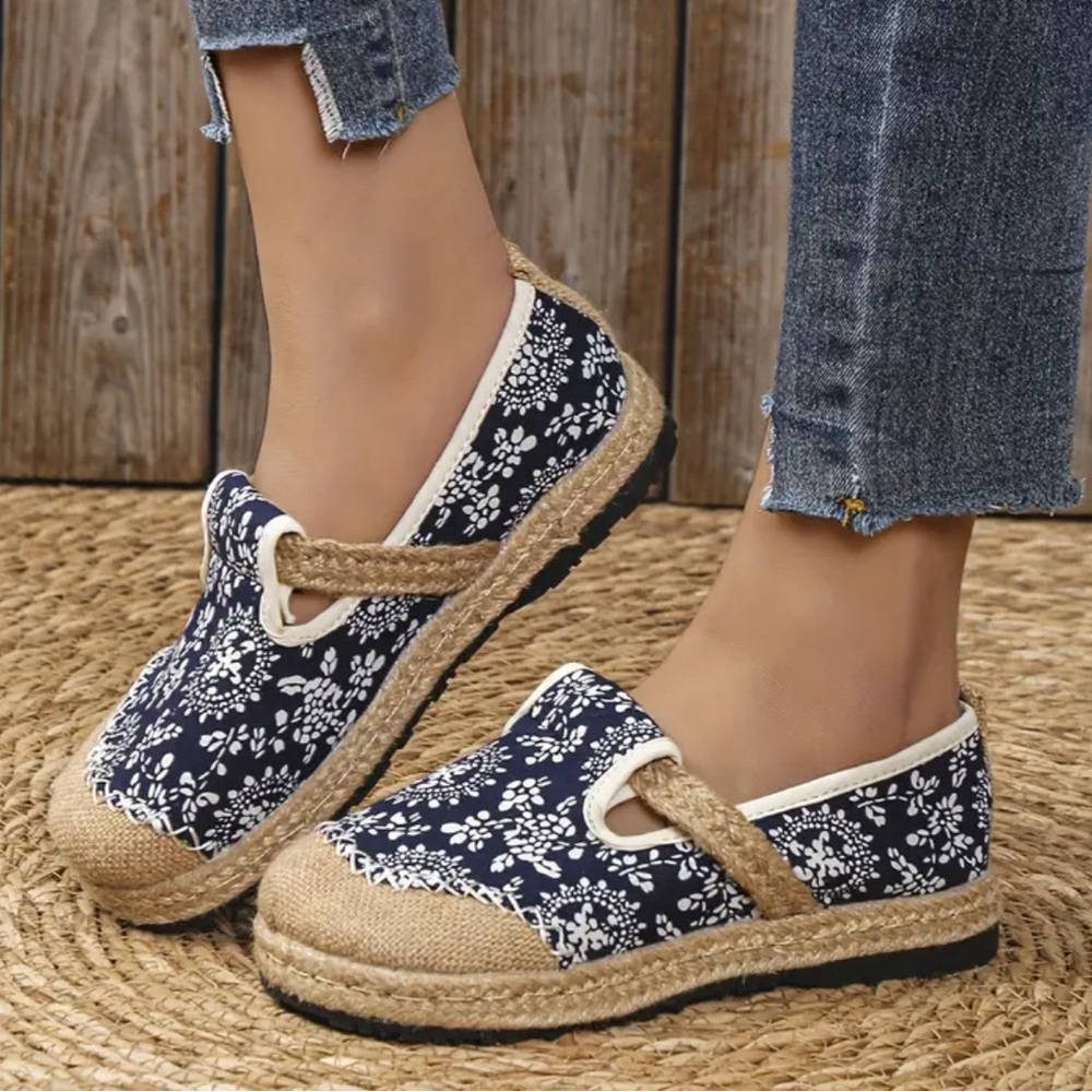 Chic Classy Timeless Women’s Retro Espadrille Flats, flexible and breathable!